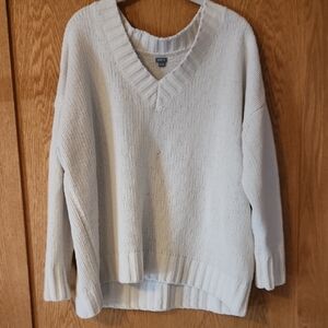 Aerie Soft Cream V-Neck Sweater